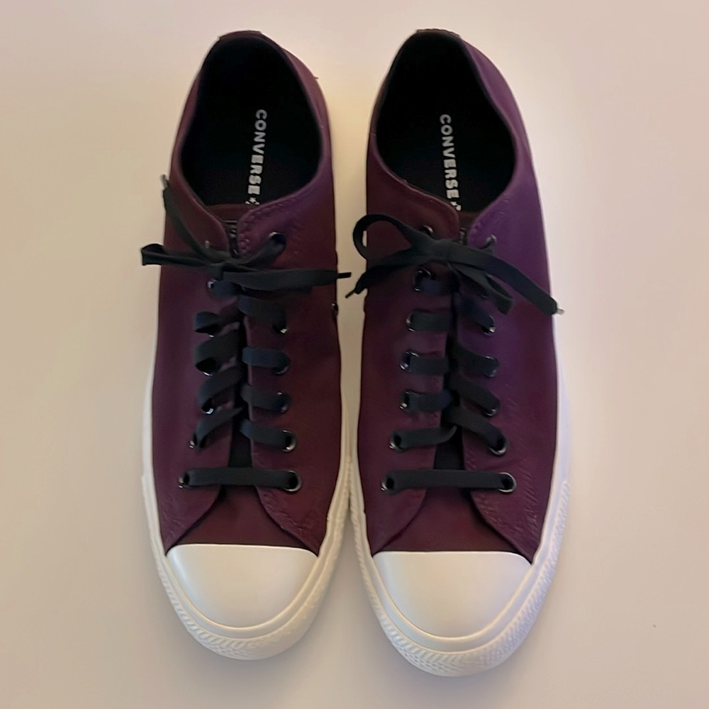 Men’s Maroon Converse size 11.5 (fits like a 12) perfect condition - Picture 3 of 5